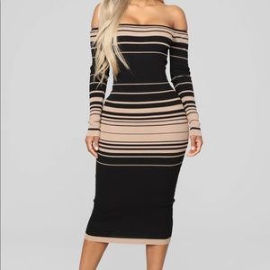 Sweater Dress - Black/Brown